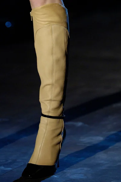 Look 23
